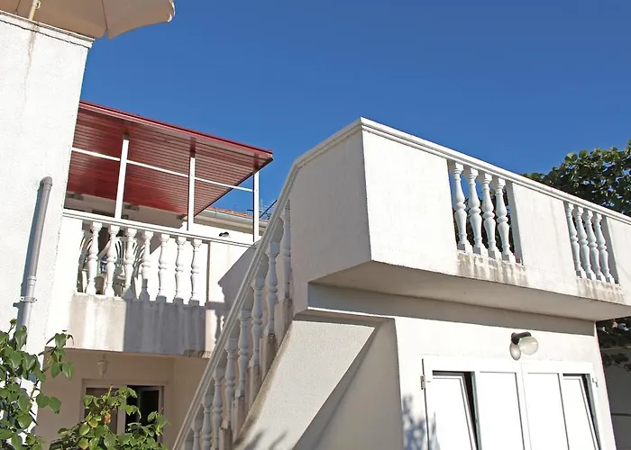 Mas-rafaj Apartman Vir